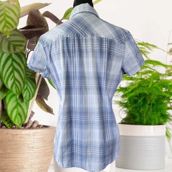 CABELA'S Short Sleeve Button up Size M - Picture 3 of 6